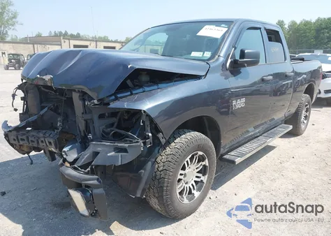 2019 Ram 1500 Classic Express 4X4 6'4 Box из США, поврежденный, VIN 1C6RR7FG4KS624571